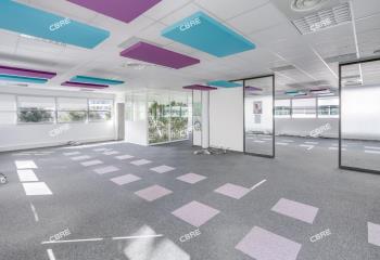 Location bureaux - Proche Place Ravezies, Tramway Ligne C  à Bordeaux - 33000