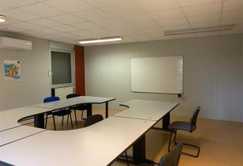 Bureaux à louer à Est - Proche Avenue Amédée Mercier  à Bourg-en-Bresse - 01000