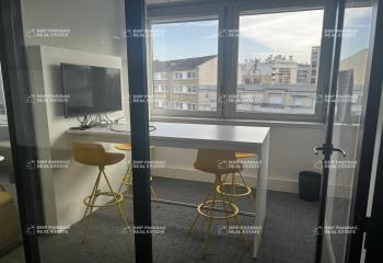 Location bureaux - Proximité RER B
