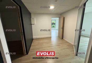Location bureaux, proche Amiens Est, SNCF et autoroutes A29/A16  à Boves - 80440