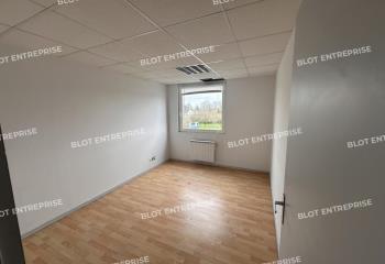 Location de bureau, accès immédiat à la 4 voies RN24  à Bréal-sous-Montfort - 35310