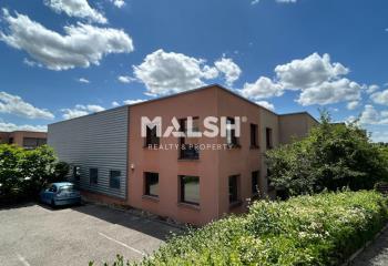 Location bureaux - Proche A450, A7 et gare SNCF