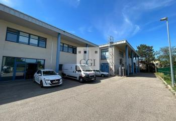 Location bureaux - Proche périphérique Laurent Bonnevay et A43  à Bron - 69500