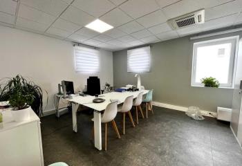 Location bureaux - Proche Rocade et Tram D  à Bruges - 33520