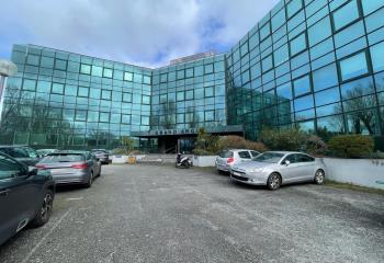 Bureaux à louer - Proche transports et commerces  à Bruges - 33520