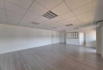 Location bureau - Proche autoroute A63  à Canéjan - 33610