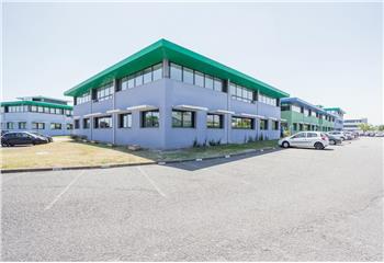 Location bureaux - Proche A63, sortie 26  à Canéjan - 33610