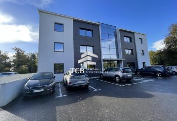 Location bureaux - Proche périphérique nantais et transports  à Carquefou - 44470