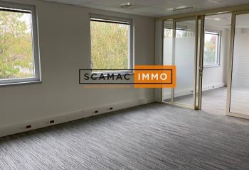 Bureaux à louer  à Cergy - 95000