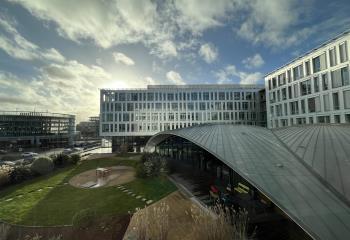 Location bureaux - Proche métro ligne B et commerces  à Cesson-Sévigné - 35510