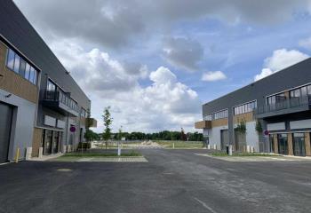 Location bureaux - Proche A4 et bus Vaillant  à Chalifert - 77144