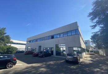 Location bureaux - Proche A6, RN et commerces  à Champagne-au-Mont-d'Or - 69410