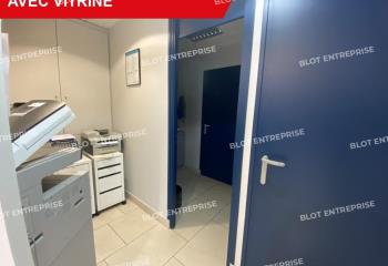 Location bureaux - Proche centre-ville, accès facile  à Chantepie - 35135