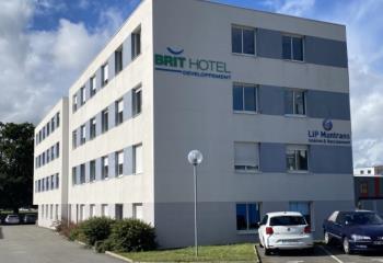 Location bureaux - Proche Rocade et transports en commun  à Chantepie - 35135