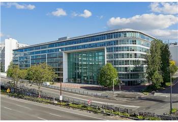 Louer des bureaux à - Jardins Rives de Bercy  à Charenton-le-Pont - 94220