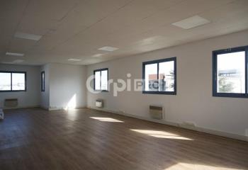 Location bureau - Proche D148, E15 et bus ZI5, 76, 26