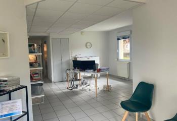 Bureau à louer sur un axe passant