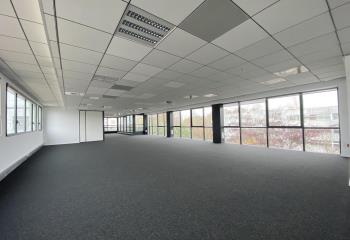 Location bureaux - Proximité RER E et gare-Gournay  à Chelles - 77500
