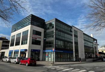 Location bureaux - Proche RER E-Gournay et Autoroute
