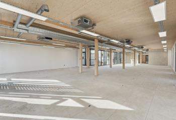 Location bureaux - Proche Gare-Levallois, Saint-Lazare  à Clichy - 92110