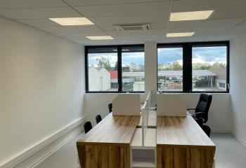 Location bureau - Zone Industrielle Nord, proche autoroute A35  à Colmar - 68000