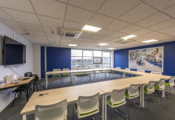 Location bureaux - ZAC de Mercieres - Proche bus, gare et autoroute  à Compiègne - 60200