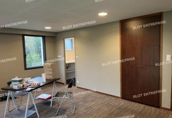 Bureau à louer idéal profession libérale  à Concarneau - 29900