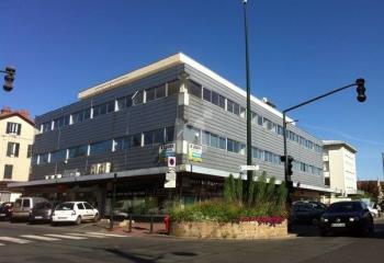 Location bureaux - Proche A6, Francilienne, RER D  à Corbeil-Essonnes - 91100
