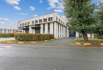 Location bureau (91080) - 156 m²  à Courcouronnes - 91080