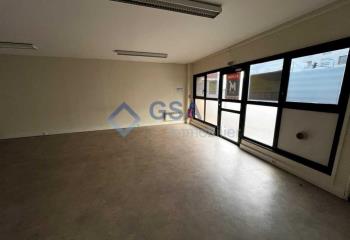 Location bureau proche tram/RER D et A6/N104  à Courcouronnes - 91080