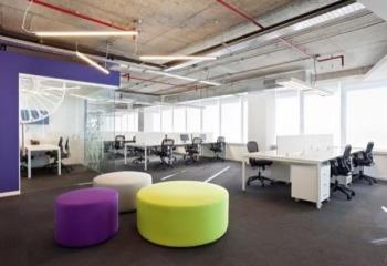 Location bureau - Proche A6 et N104  à Courcouronnes - 91080