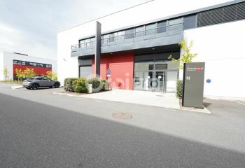 Location bureaux - Proche A6, D306, D34 et gare de  à Dardilly - 69570