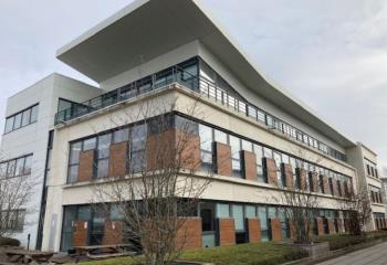 Location bureaux - Proche Techlid, A6, A89 et Périphérique Nord  à Dardilly - 69570