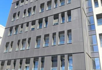Location bureaux - Proche stade OL et transports  à Décines-Charpieu - 69150