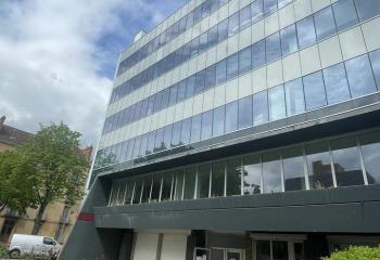 Location bureaux centre - Proche transports en commun et rocade  à Dijon - 21000