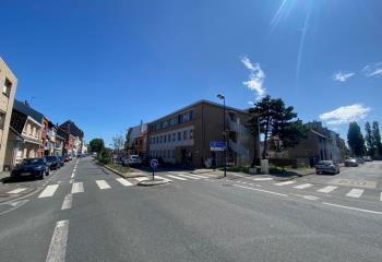 Location bureaux - Proche autoroute A16 et route D79  à Dunkerque - 59140