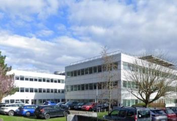 Location bureaux - Proche M6, A42 et centre-ville de Tassin la Demi-Lune  à Écully - 69130