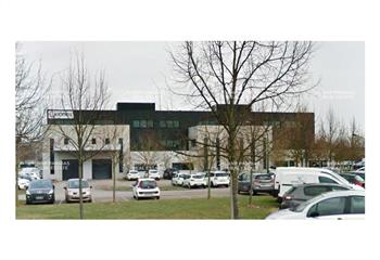 Location bureaux - Proximité aéroport et axes autoroutiers  à Entzheim - 67960