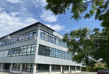 Location bureaux - Proximité Aéroport Strasbourg-Entzheim et A35  à Entzheim - 67960