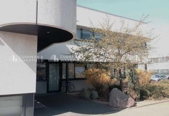 Location bureaux - Proche aéroport, bus et autoroute  à Entzheim - 67960