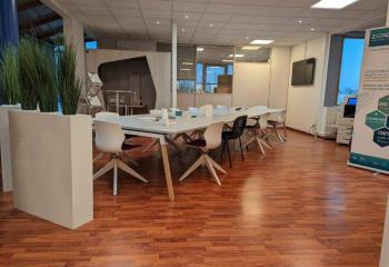 Location bureaux - Proche centre-ville et gare  à Évreux - 27000