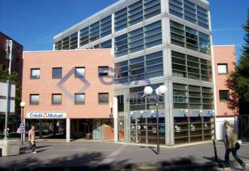 Location bureaux Centre - Proche RER D et centre commercial Le Spot  à Évry - 91000