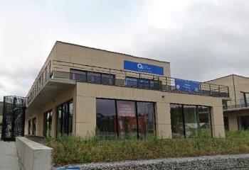 Location bureau au sein d'une zone commerciale  à Firminy - 42700