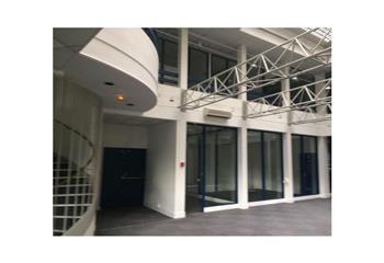 Location bureaux - Proche gare et bus