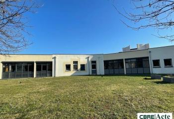 Location bureaux - Accès A31 et RN4, bus ligne 51