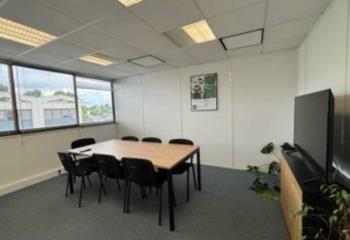 Location bureaux proche A63 et bus/tram  à Gradignan - 33170