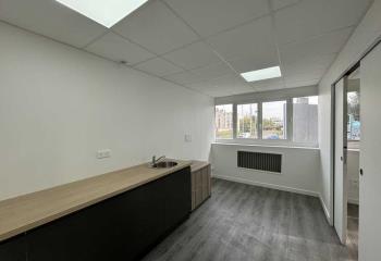 Location bureau Grigny (91350) - 130 m²  à Grigny - 91350