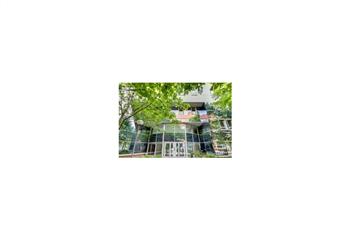 Location bureaux - Proche Gare SQY et commerces  à Guyancourt - 78280