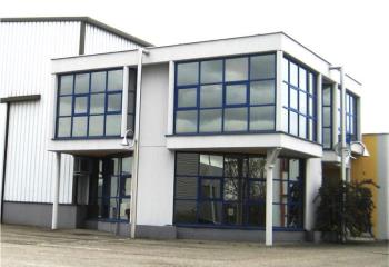 Location bureaux - Zone Industrielle, proche Strasbourg et autoroute A35  à Hoerdt - 67720