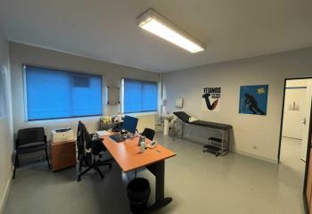 Location bureaux - Proche A10, A71 et transports en commun  à Ingré - 45140